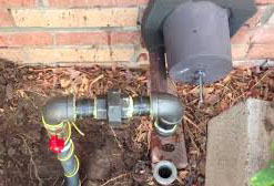Gas leak repair underground. Gas leak repair underground.